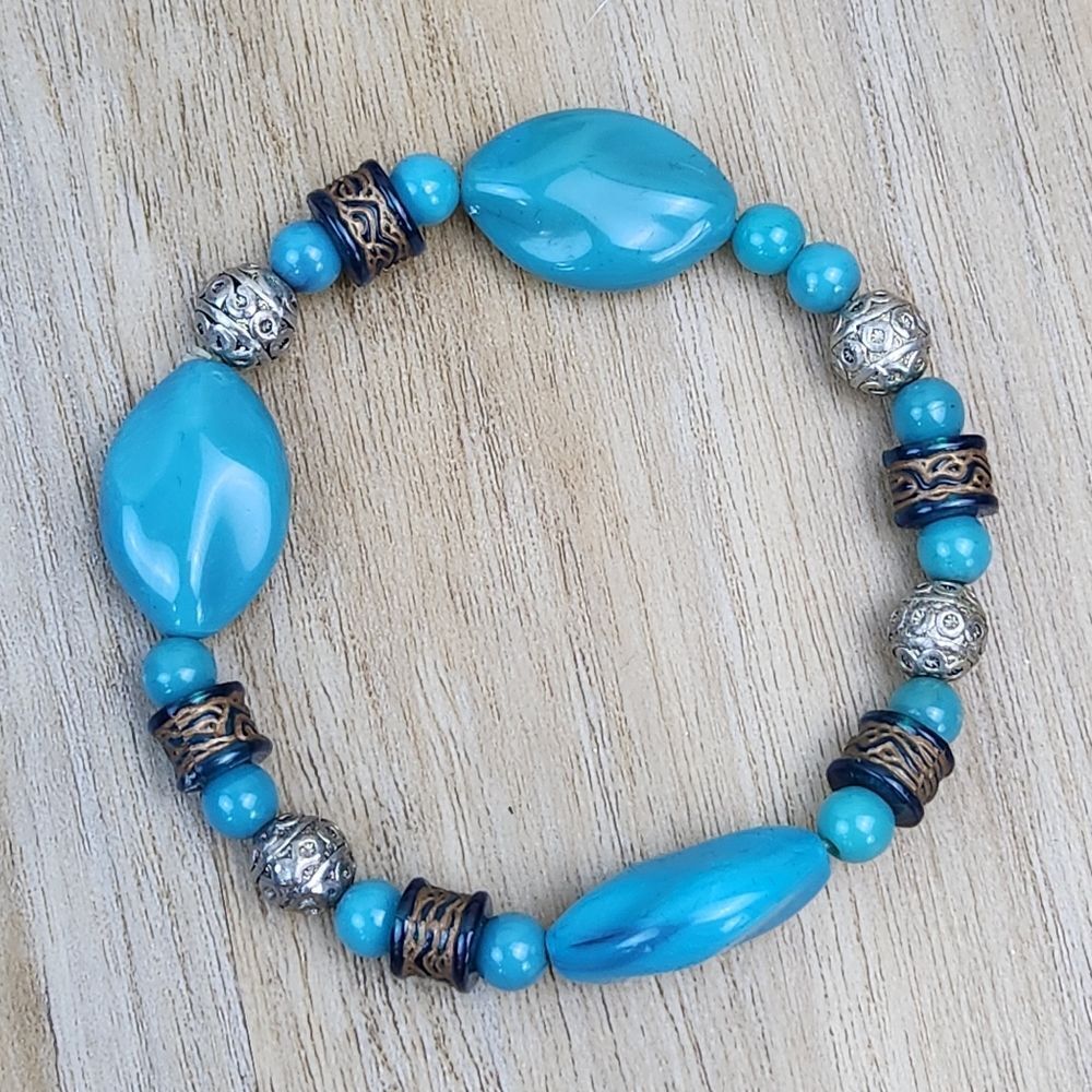 🔺️Turquoise Stone & Antique Silver Plated Beads Stretchy Bracelet